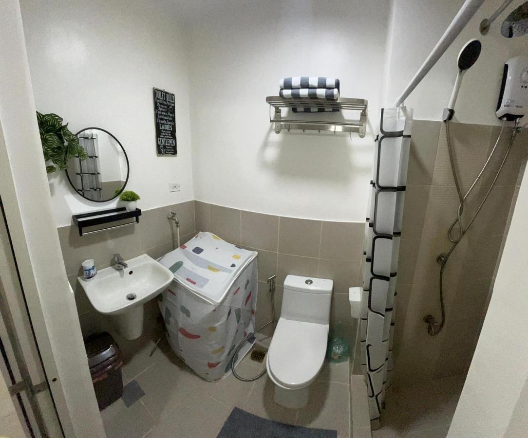 Lovely 1Br Condo @ Sm Southmall W/ Netflix & High Speed Wifi Las Piñas Kültér fotó