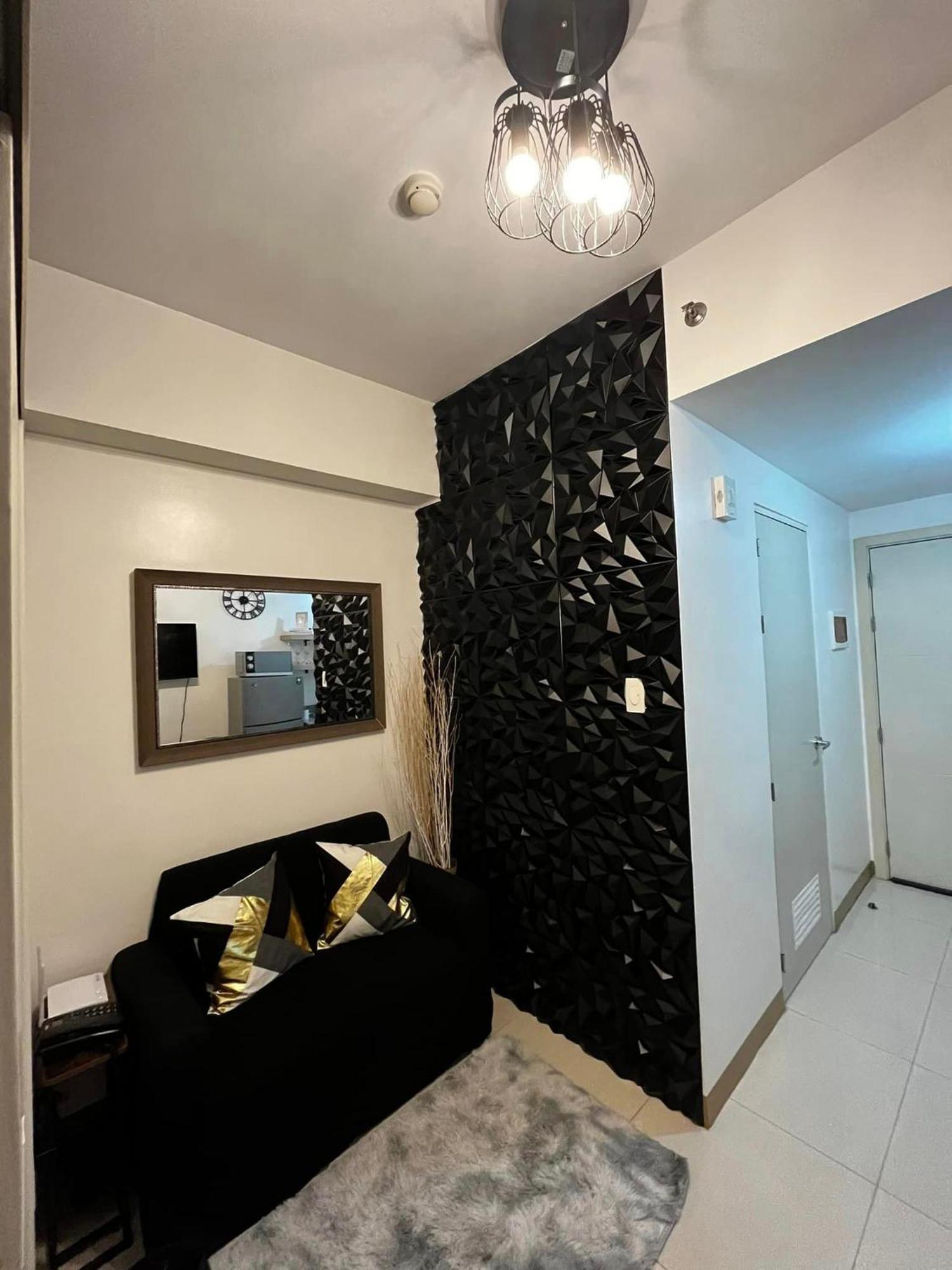 Lovely 1Br Condo @ Sm Southmall W/ Netflix & High Speed Wifi Las Piñas Kültér fotó